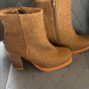 Anthropologie Cubanas Wool Dark Brown Ankle Boots 6.5/37